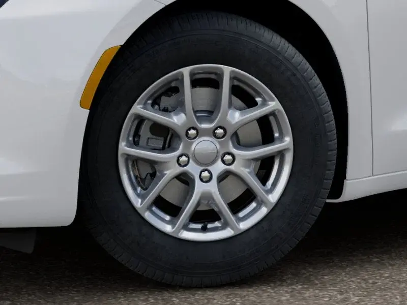 2027 Chrysler Pacifica Select photo 4
