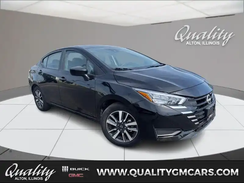 2025 Nissan Versa 1.6 SV CVT's photo