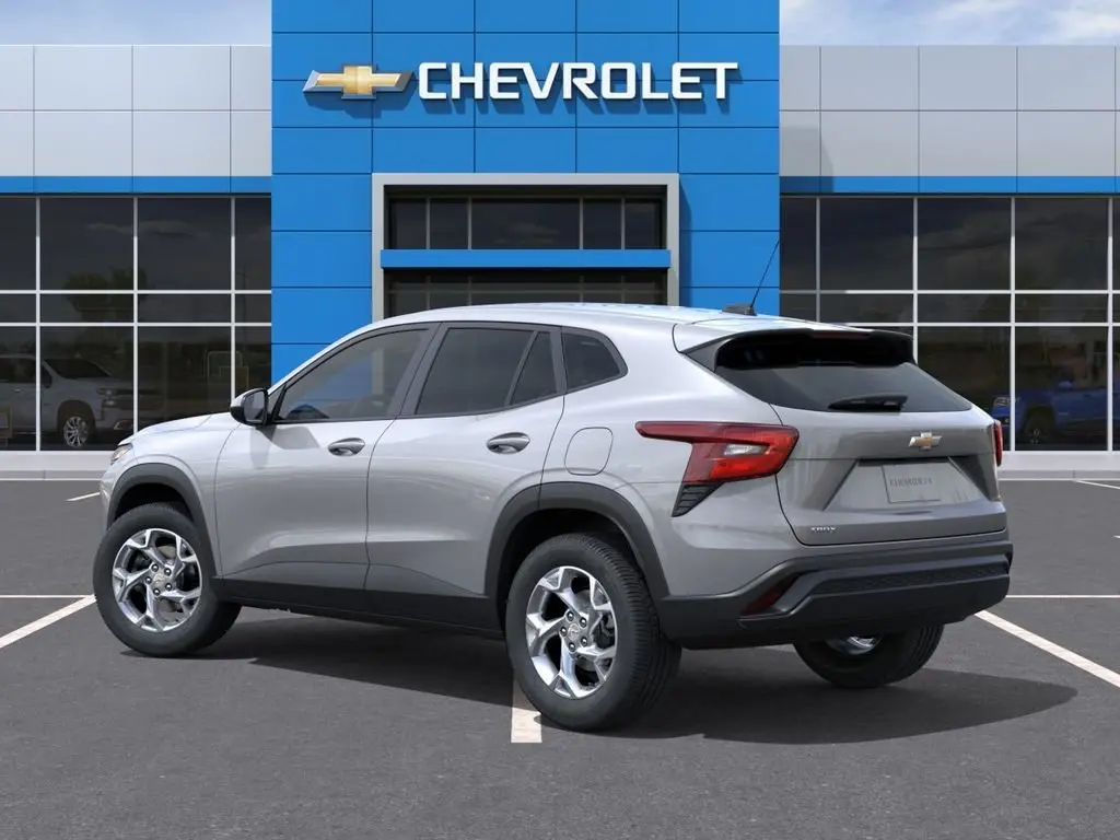 2026 Chevrolet Trax LS photo 3