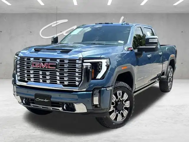 2025 GMC Sierra 4WD Crew Cab Standard Box Denali's photo