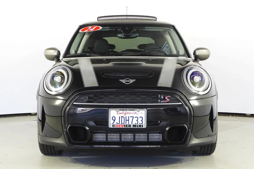 2024 MINI Hardtop Cooper S photo 3