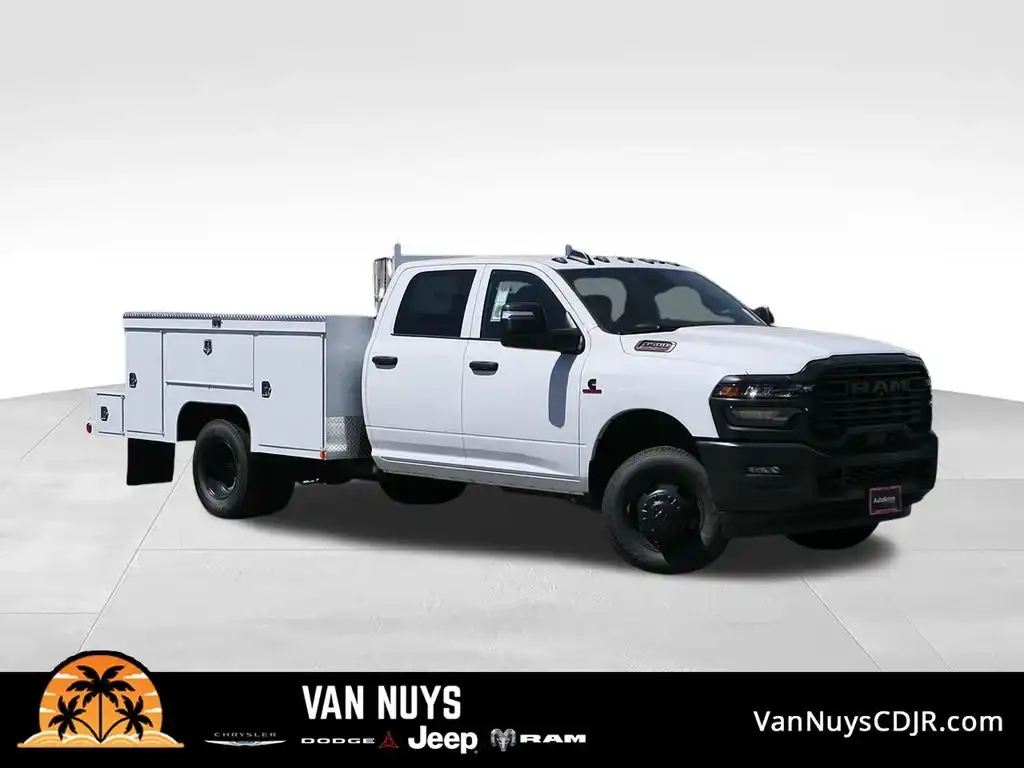 2026 RAM 3500 Tradesman 4WD Crew Cab's photo