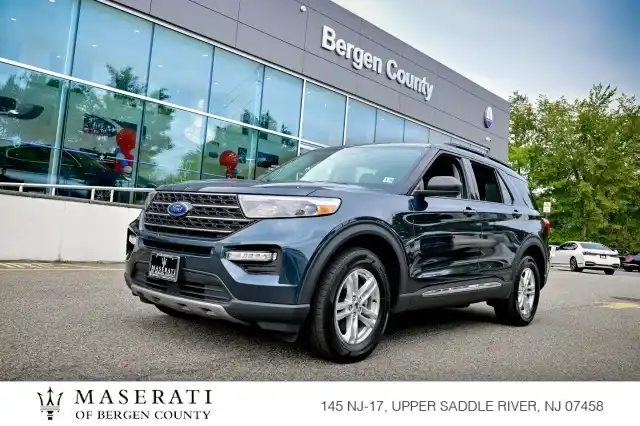 2023 Ford Explorer XLT 4WD's photo