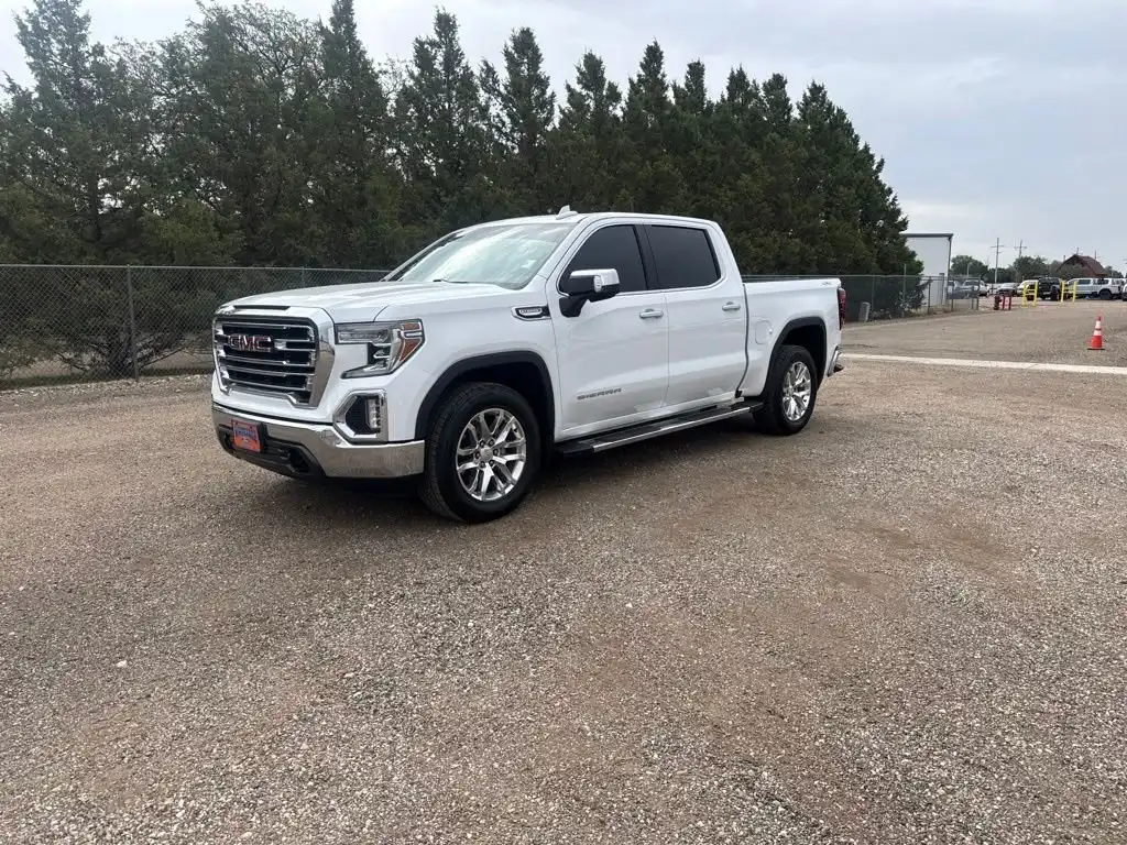 2020 GMC Sierra SLT 4WD Crew Cab Short Box's photo