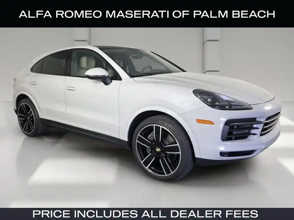 2023 Porsche Cayenne Platinum Edition's photo