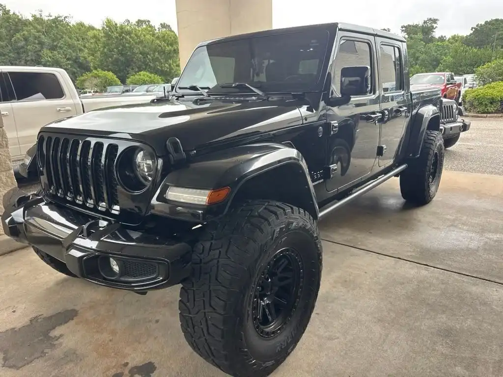 2021 Jeep Gladiator High Altitude's photo