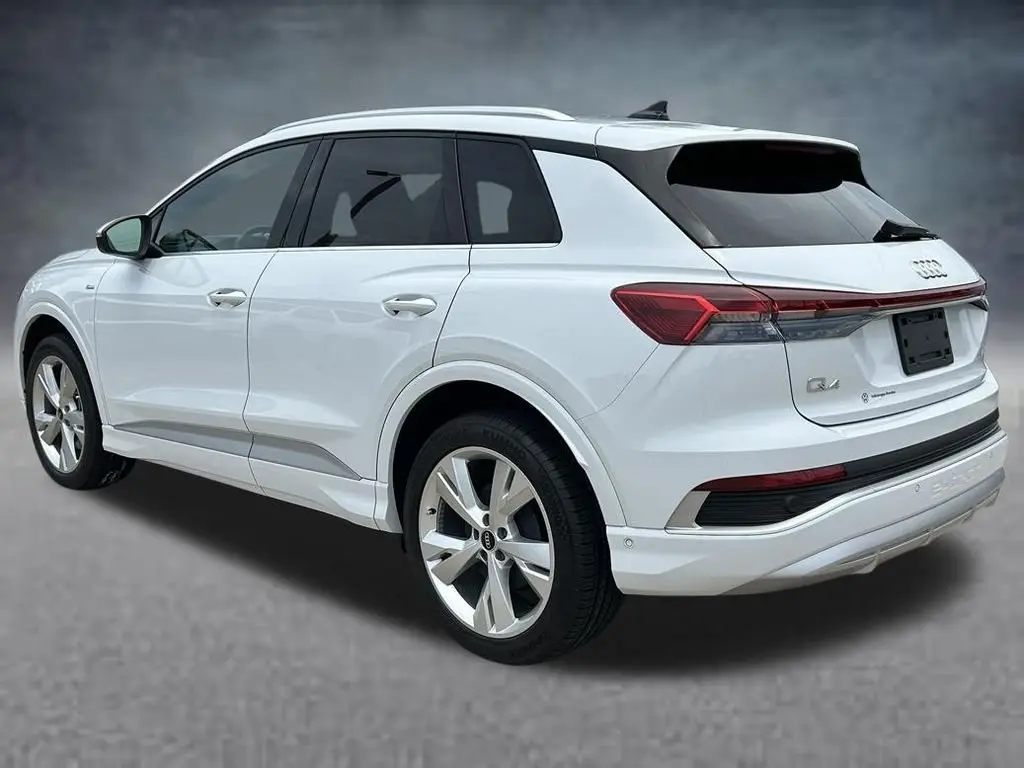 2023 Audi Q4 e-tron 50 Premium Plus quattro photo 3