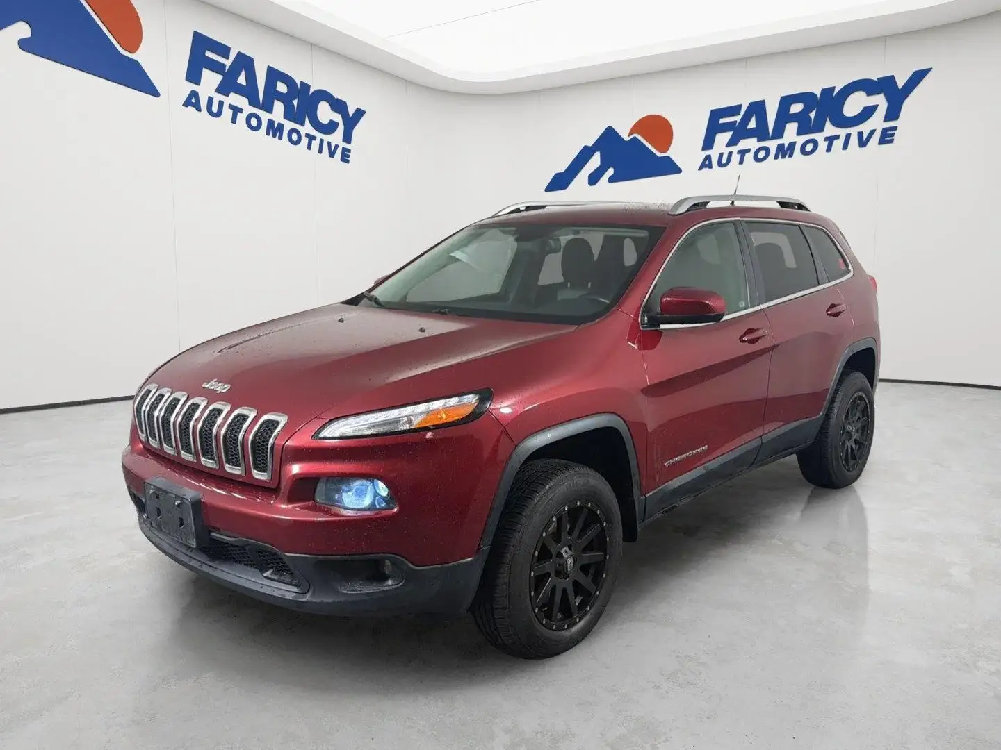 2014 Jeep Cherokee Latitude 4X4 photo 1