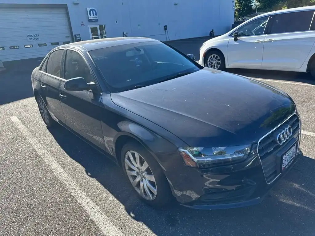 2013 Audi A4 2.0T quattro tiptronic Premium's photo