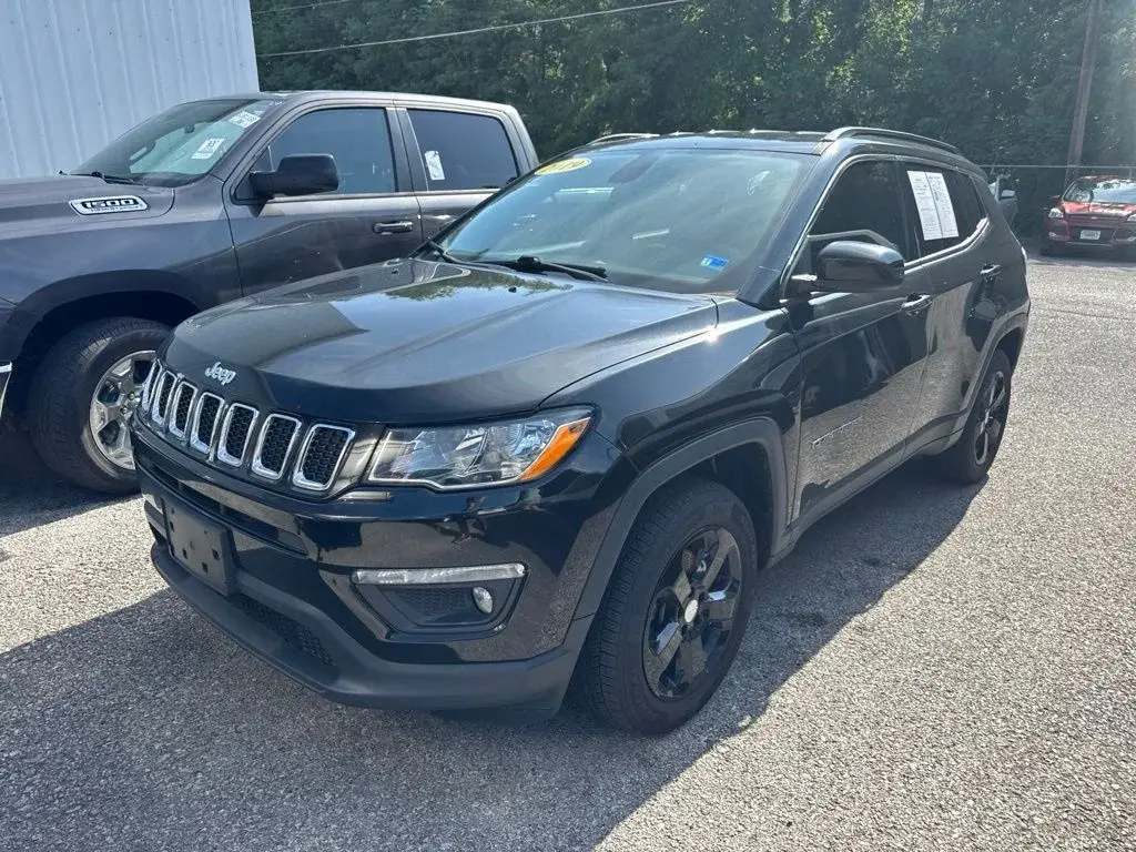 2019 Jeep Compass Latitude 4X4 photo 3