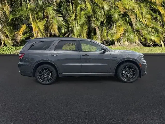 2026 Dodge Durango GT HEMI Plus V8 AWD photo 3