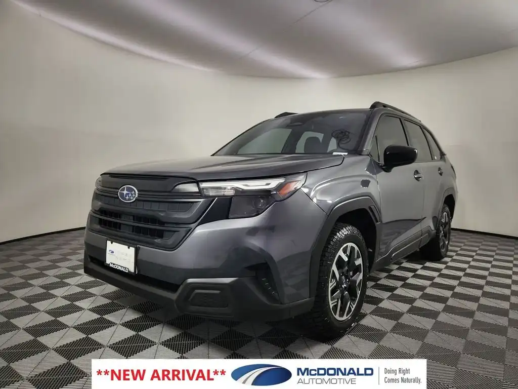 2025 Subaru Forester Base's photo