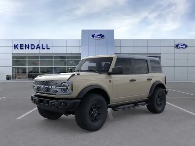 2026 Ford Bronco Badlands 4x4 photo 1