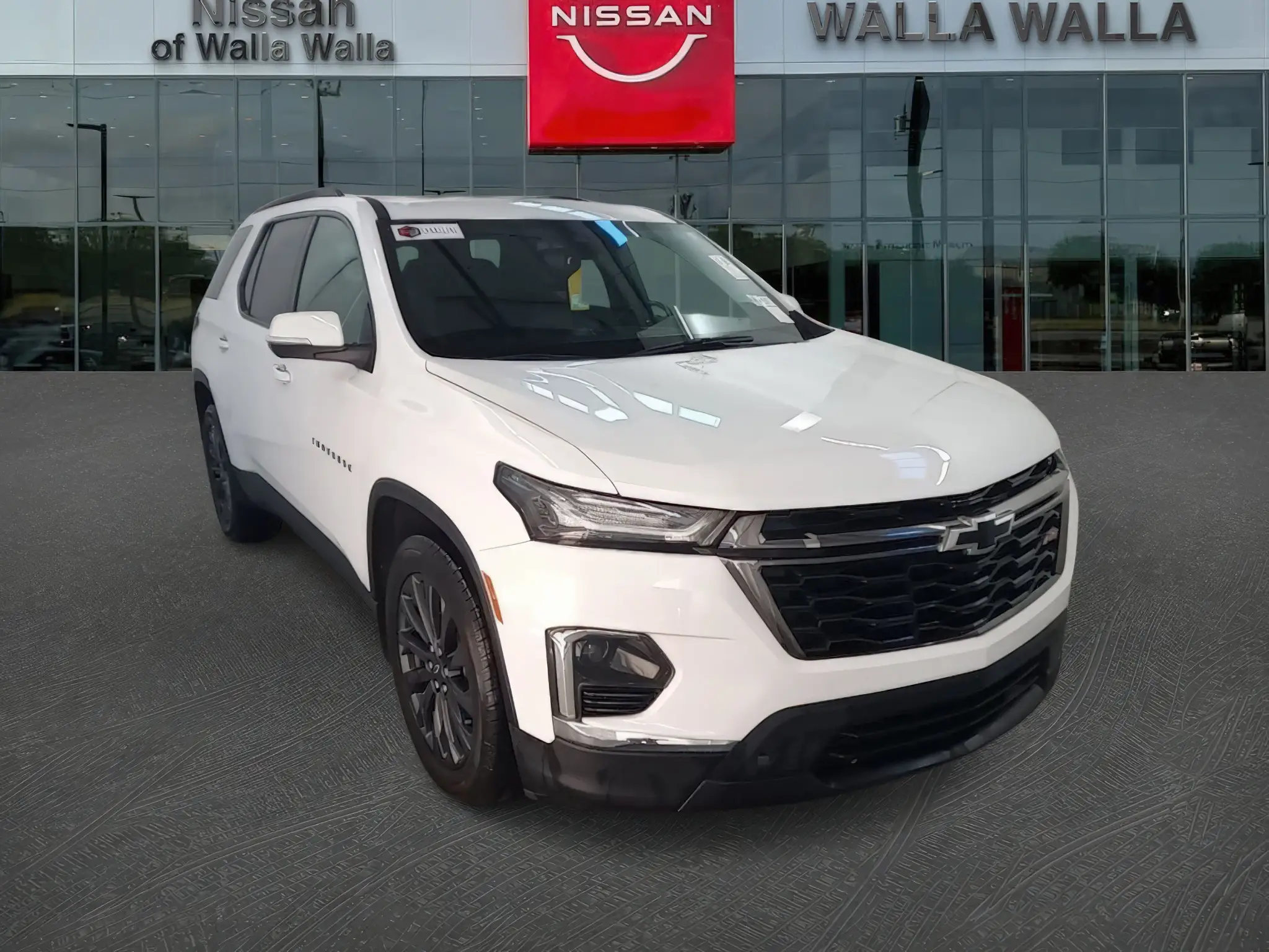 2023 Chevrolet Traverse RS AWD photo 1