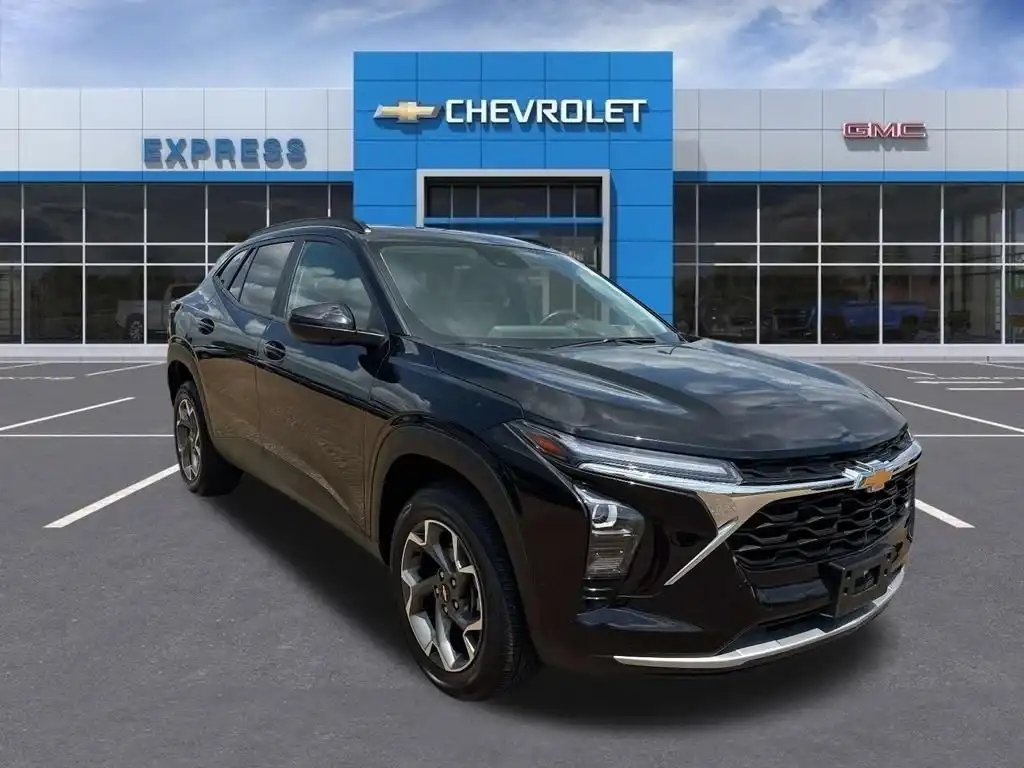 2024 Chevrolet Trax LT's photo