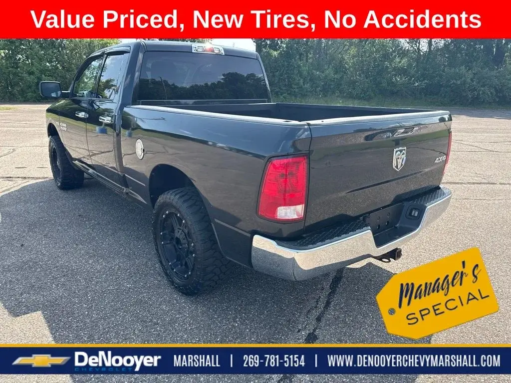 2015 RAM 1500 Tradesman 4x4 Quad Cab photo 3