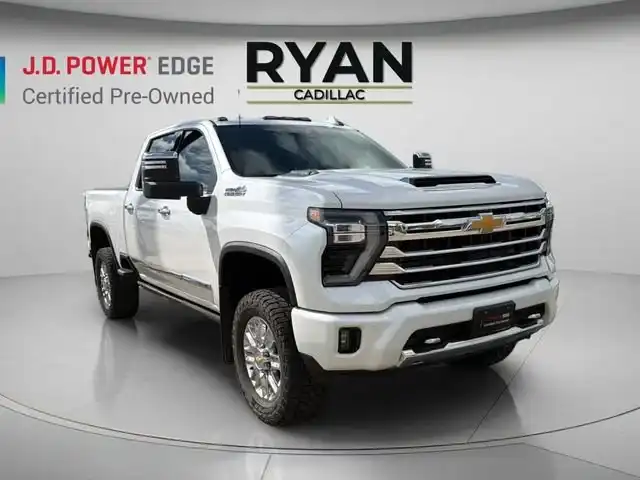 2024 Chevrolet Silverado HD High Country 4WD Crew Cab Standard Box's photo