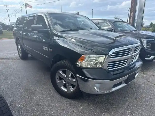 2015 RAM 1500 Big Horn/Lone Star 4x4 Crew Cab's photo
