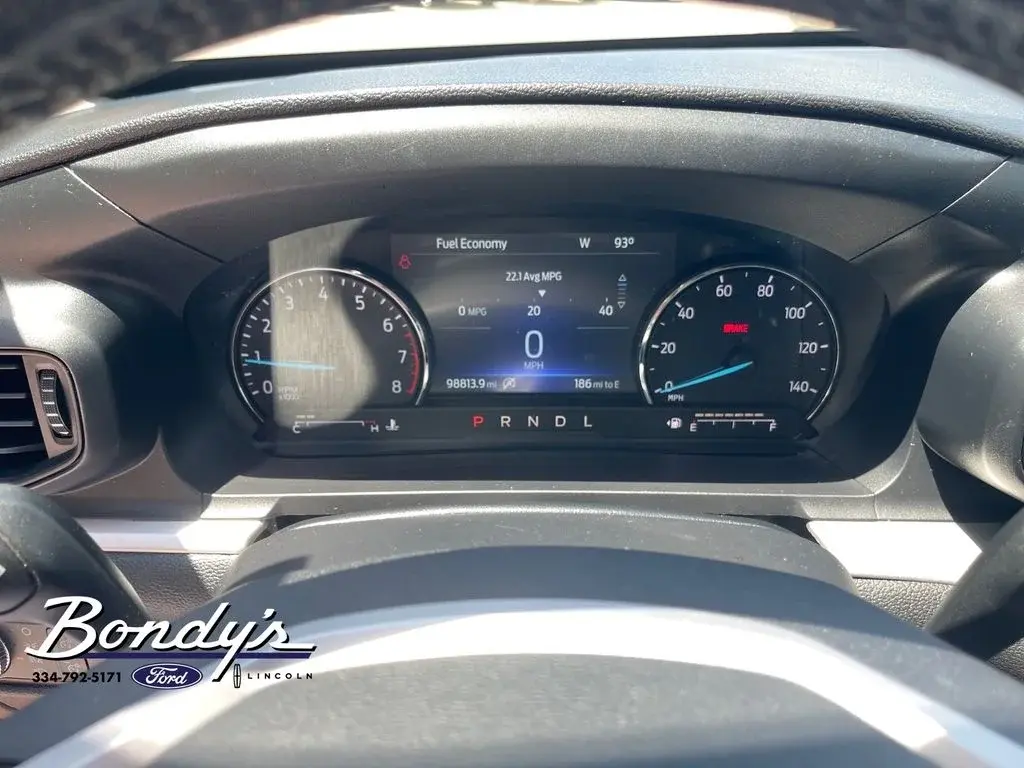 2021 Ford Explorer XLT RWD photo 4