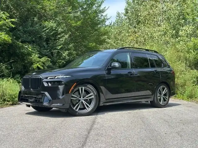 2025 BMW X7 xDrive40i's photo