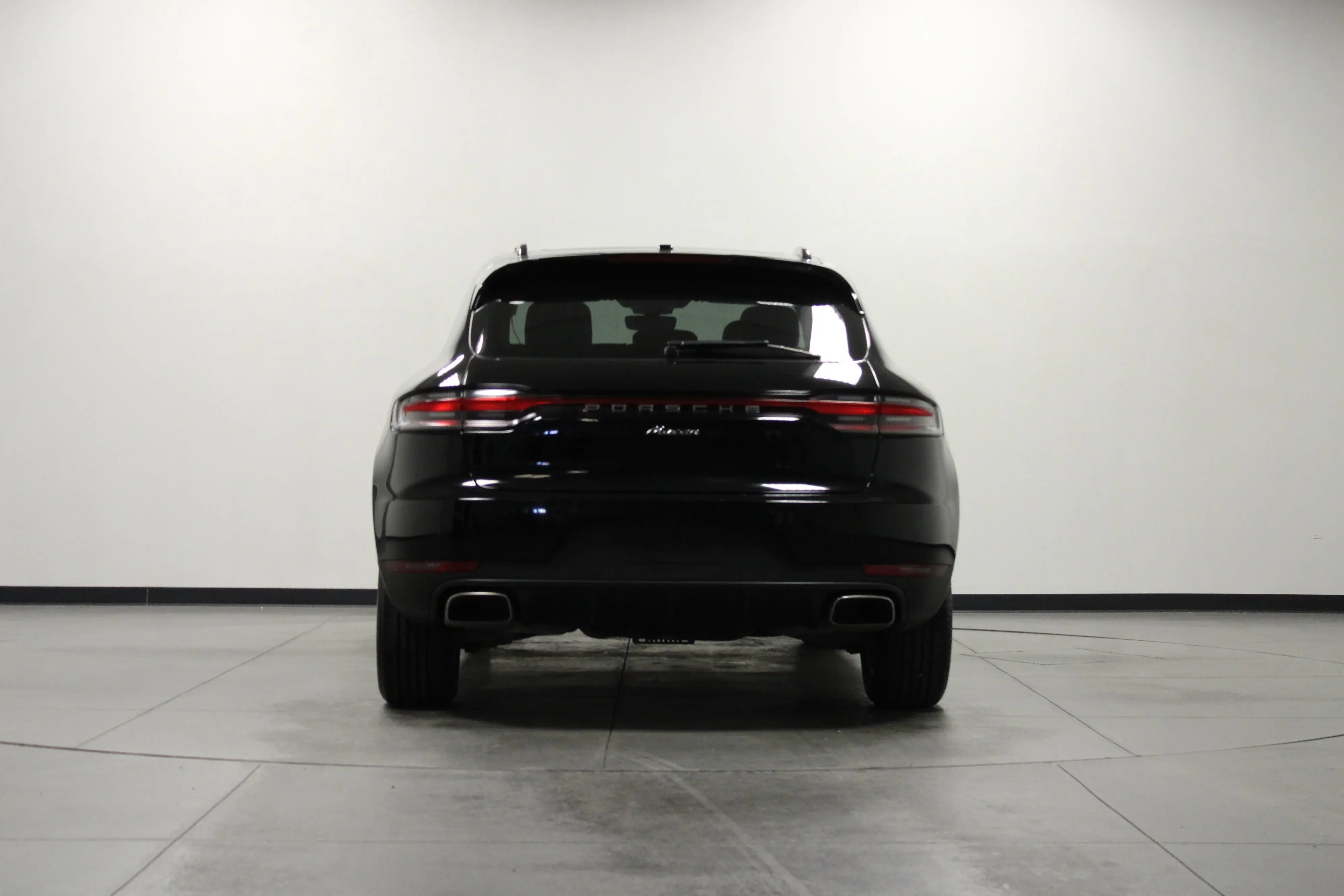 2021 Porsche Macan Base photo 5