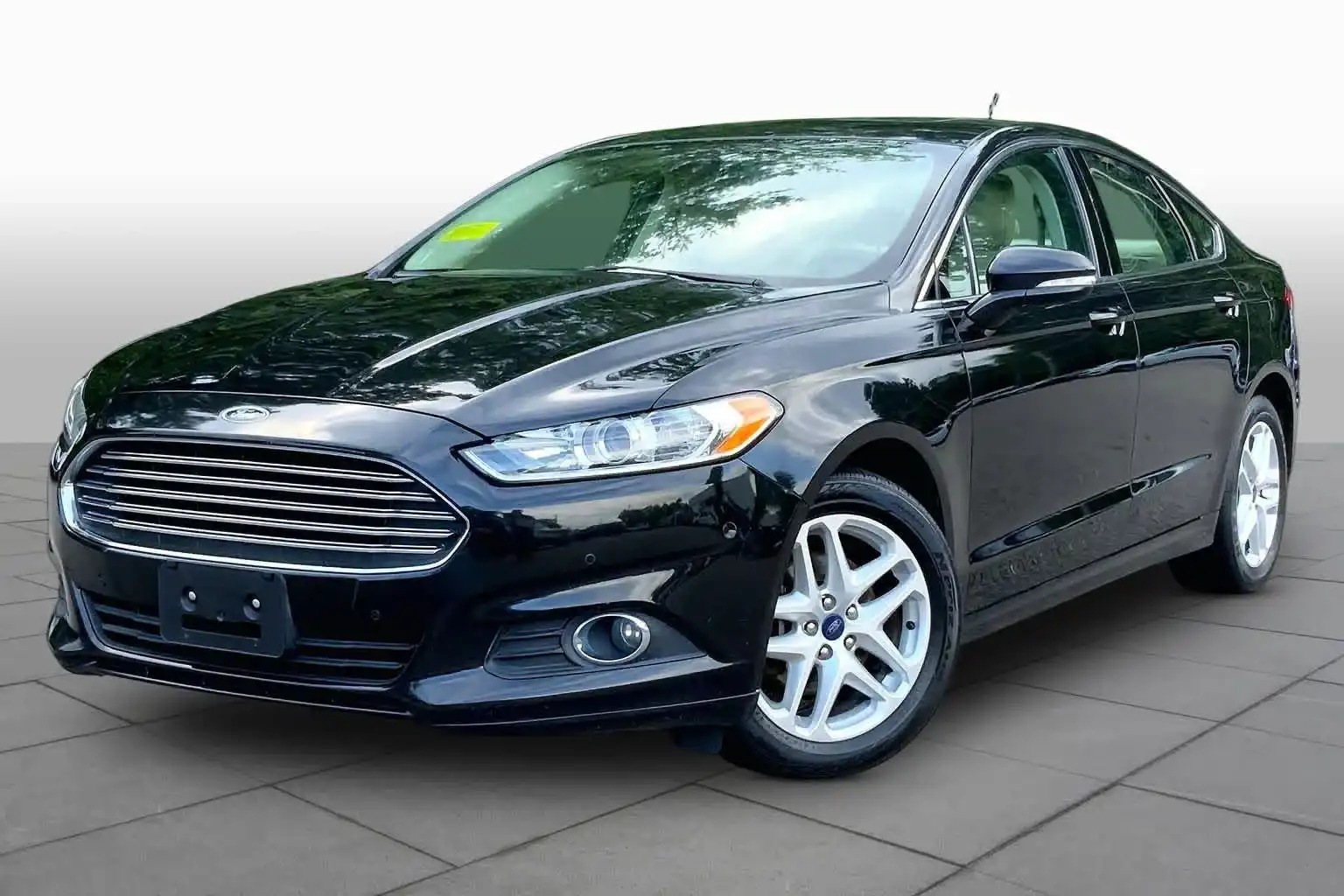 2014 Ford Fusion SE I4 FWD's photo