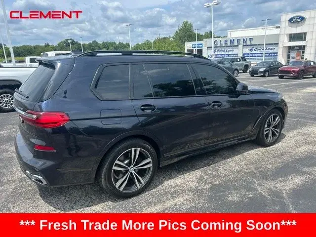 2020 BMW X7 xDrive40i photo 4