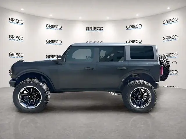 2022 Ford Bronco Badlands 4x4 photo 4