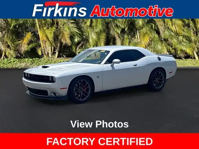 2022 Dodge Challenger R/T Scat Pack's photo