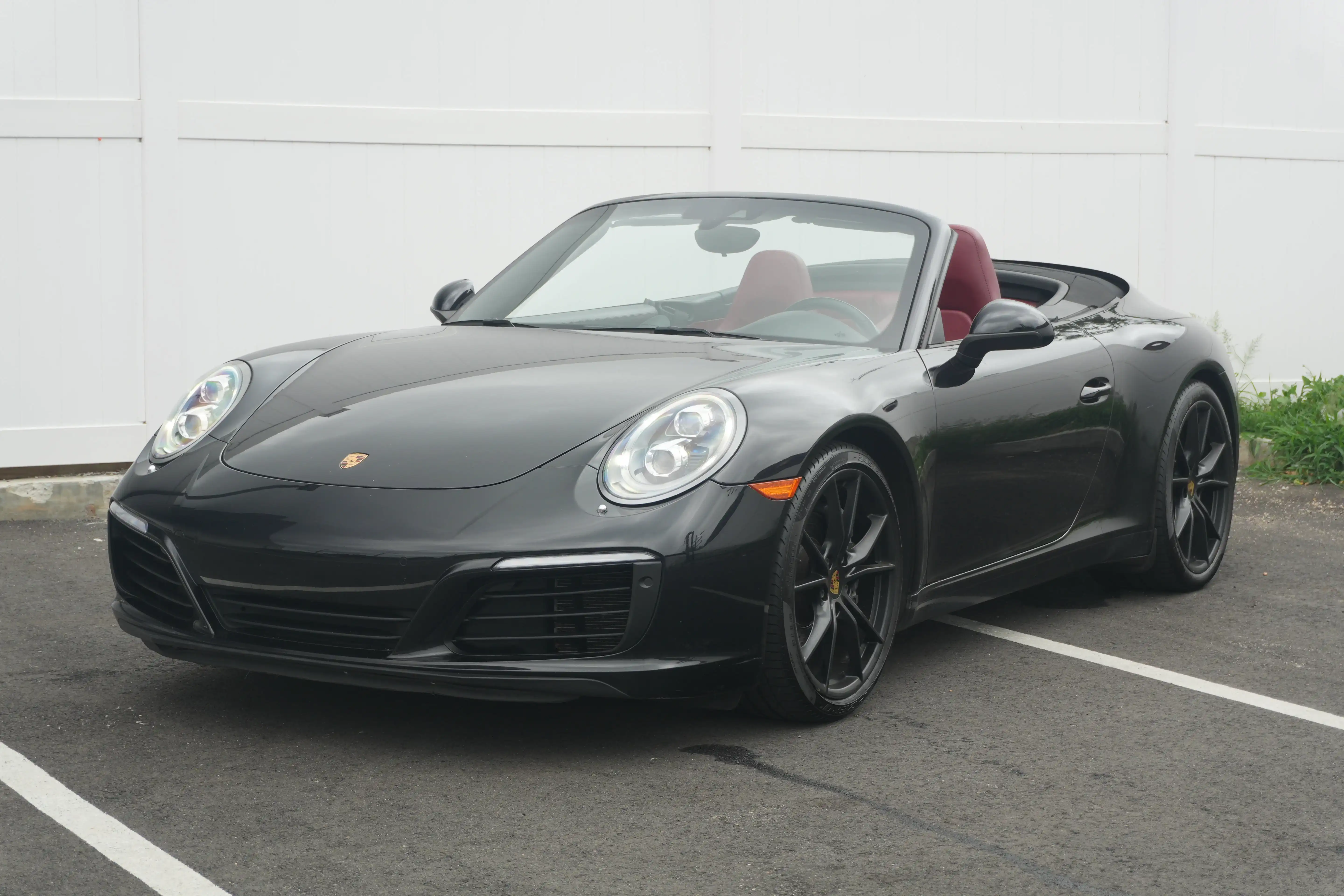 2017 Porsche 911 Carrera 4 Cabriolet's photo