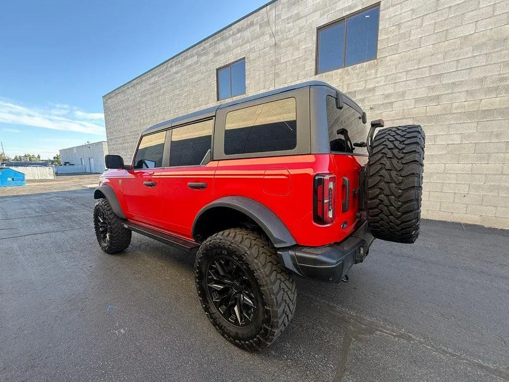 2022 Ford Bronco Base Advanced 4x4 photo 4