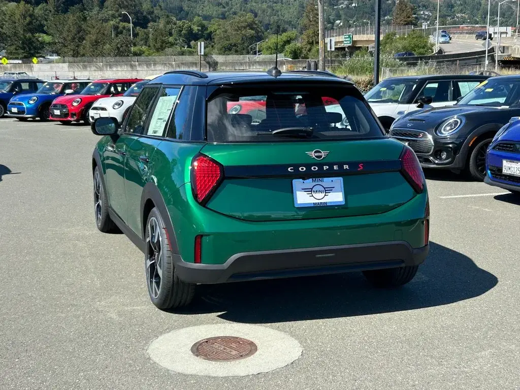 2026 MINI Hardtop Cooper S photo 3