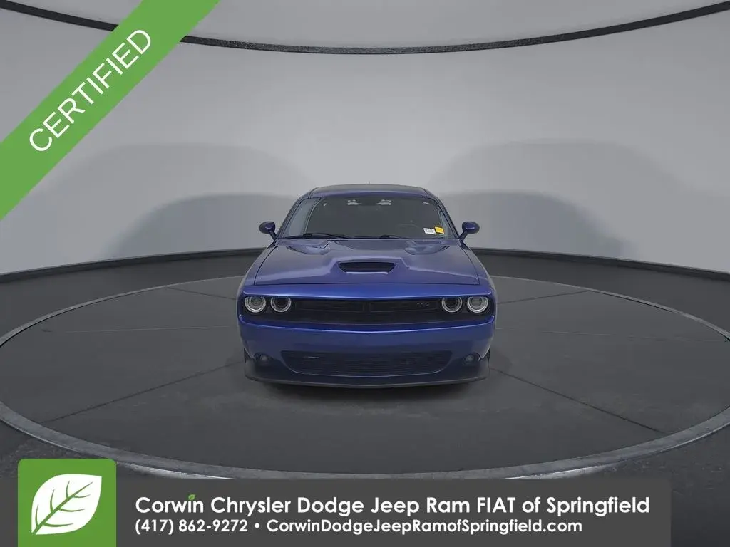 2022 Dodge Challenger R/T photo 5
