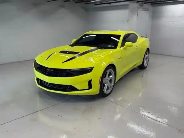 2021 Chevrolet Camaro Coupe LT1's photo
