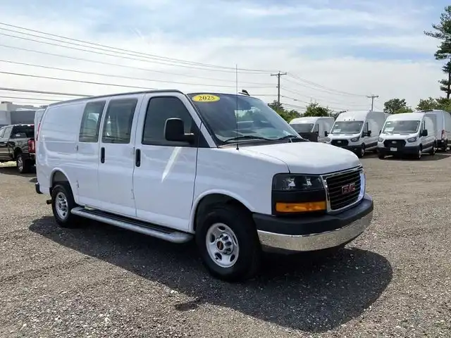 2025 GMC Savana 2500's photo
