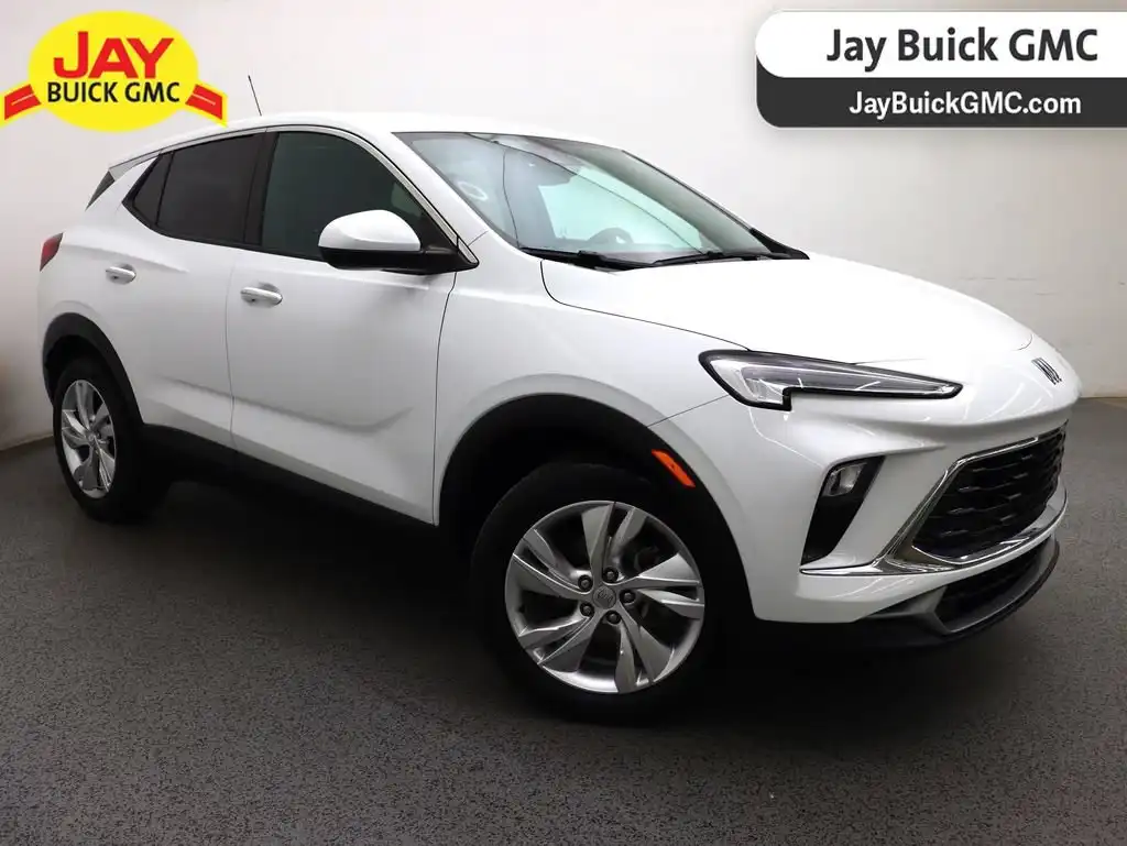 2024 Buick Encore GX Preferred's photo