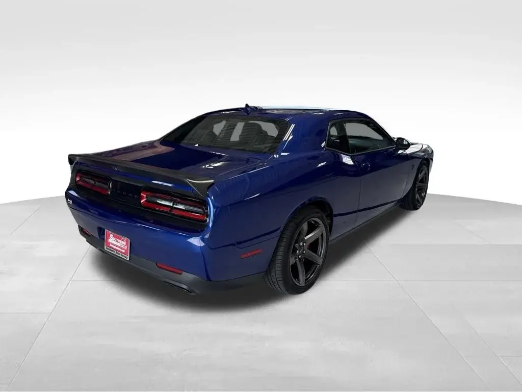 2022 Dodge Challenger SRT Hellcat photo 5