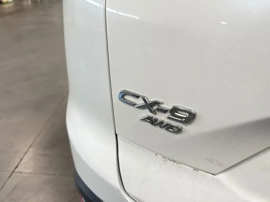 2018 Mazda CX-9 Touring AWD photo 5