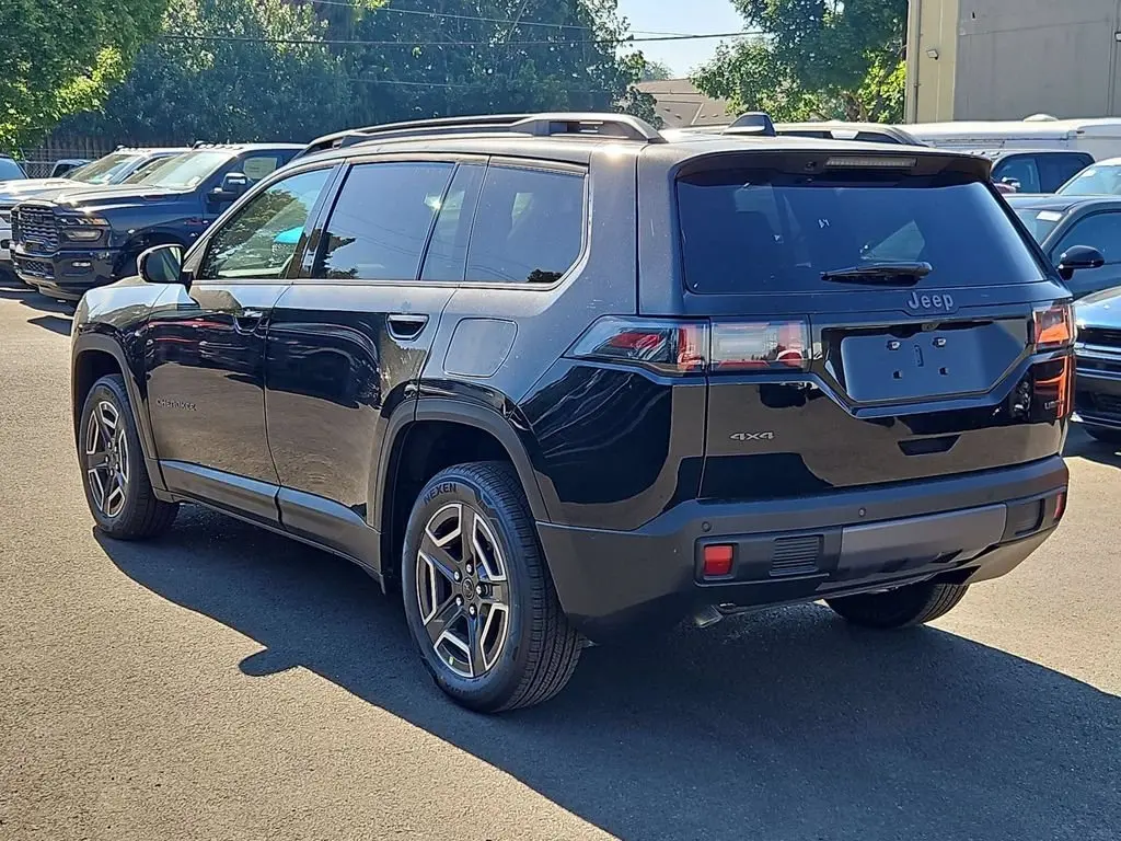 2026 Jeep Cherokee Limited HEV 4X4 photo 5
