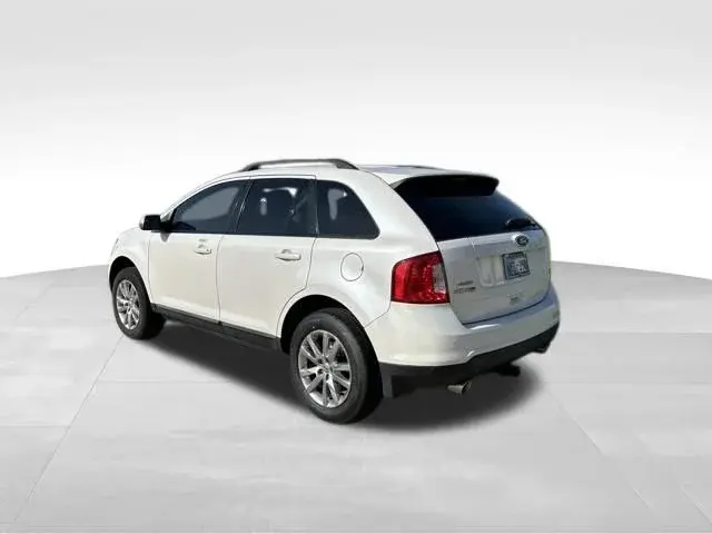 2014 Ford Edge SEL photo 5