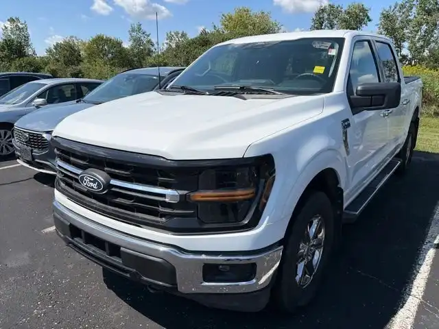 2025 Ford F-150 XLT 4WD SuperCrew 145 in's photo