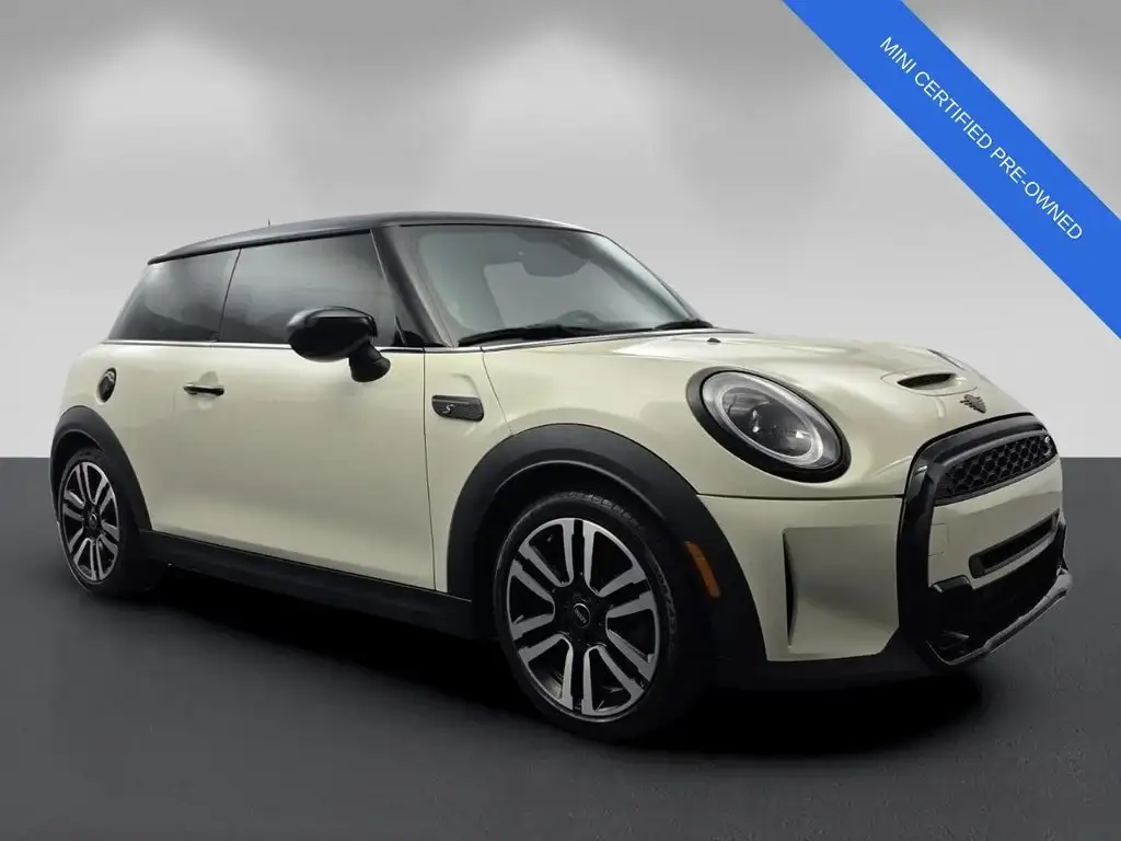 2023 MINI Cooper Cooper S 3 Door's photo
