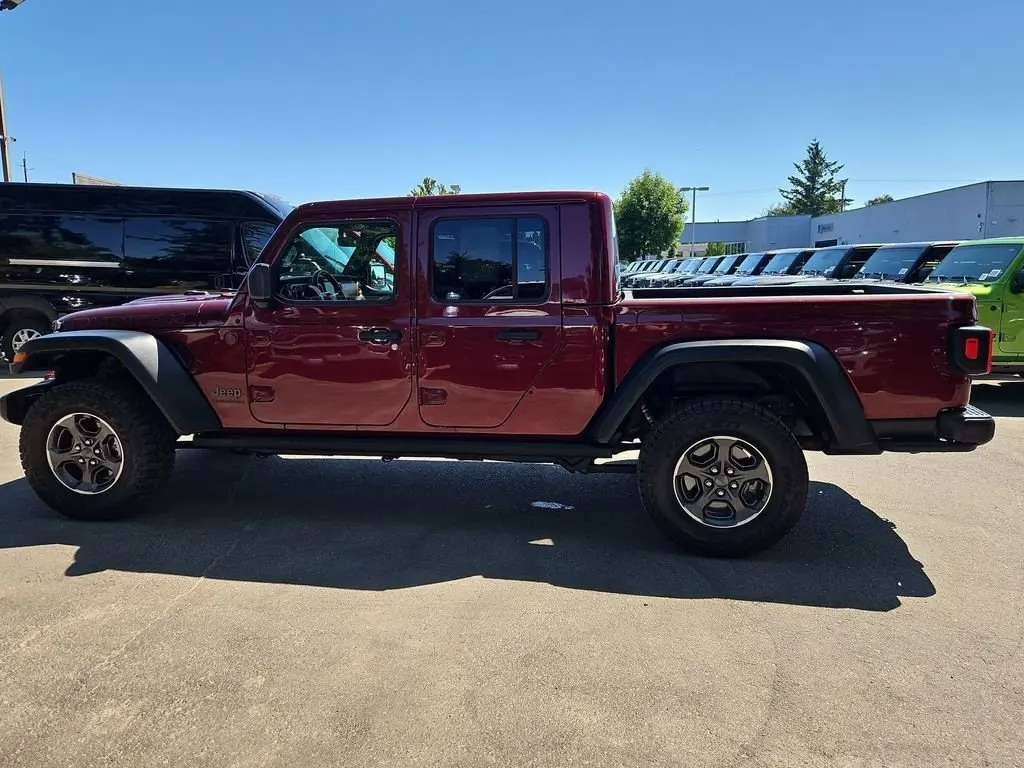 2021 Jeep Gladiator Rubicon photo 4