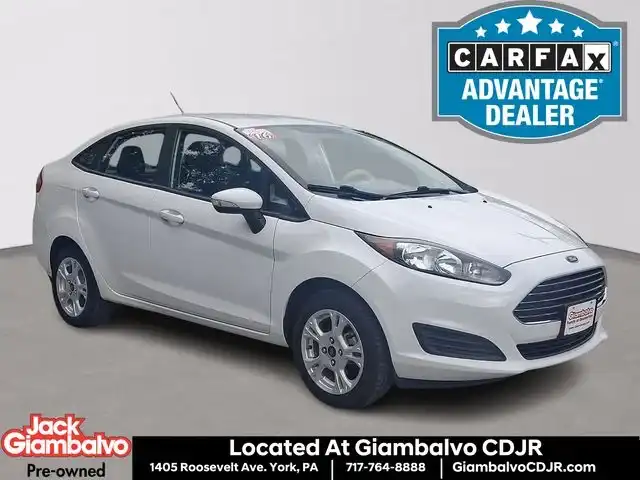 2016 Ford Fiesta SE Sedan's photo