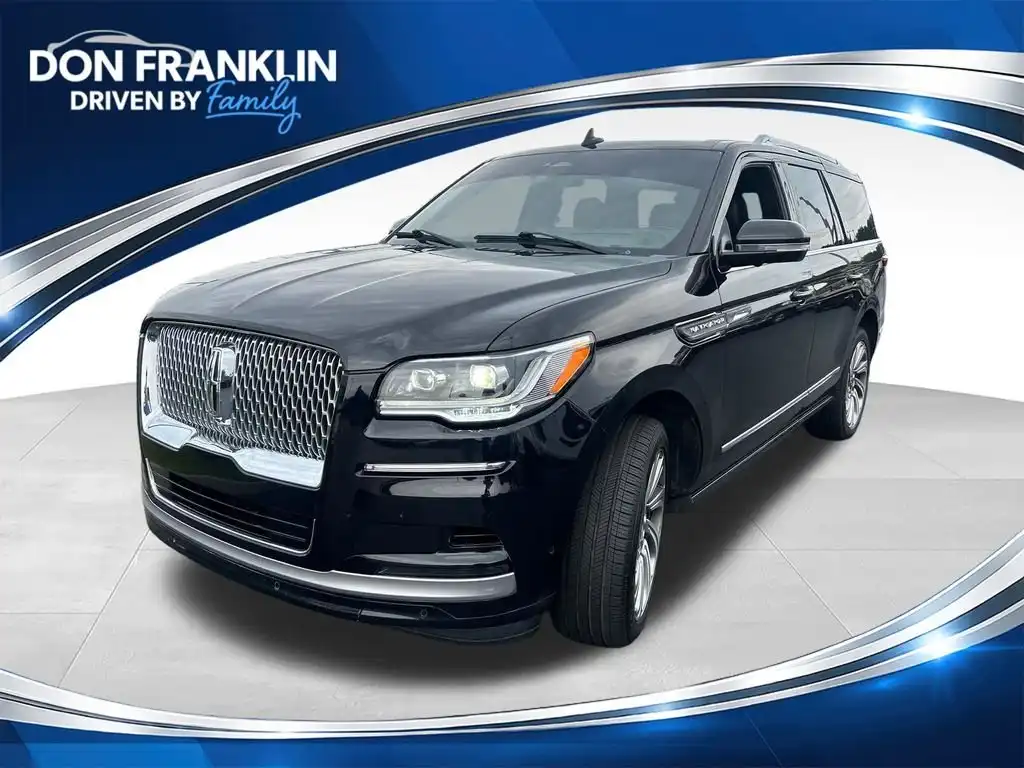 2022 Lincoln Navigator Reserve 4WD's photo