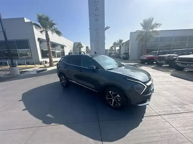 2024 Kia Sportage 2.5 EX AT AWD's photo