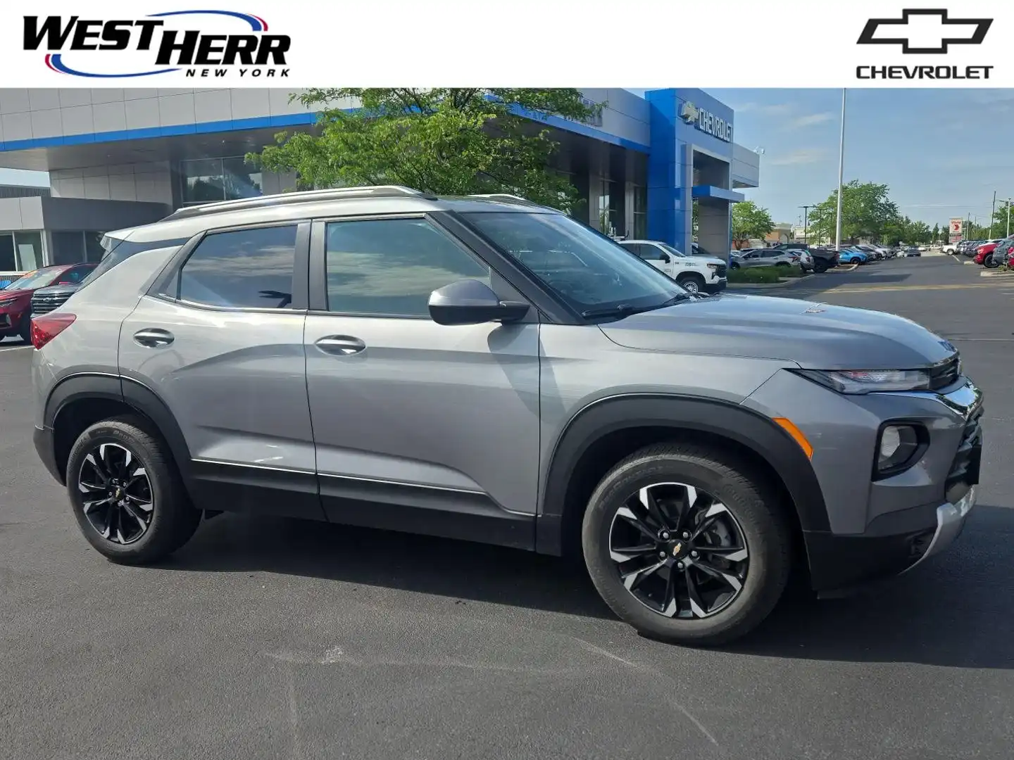 2023 Chevrolet Trailblazer LT's photo