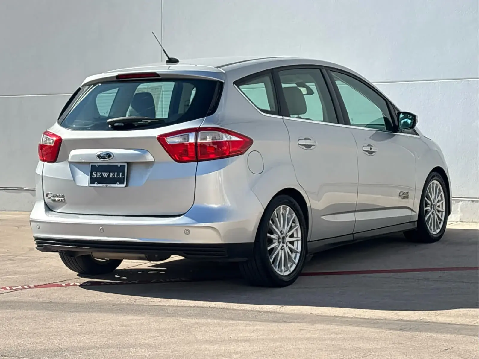 2014 Ford C-Max Energi SEL photo 4