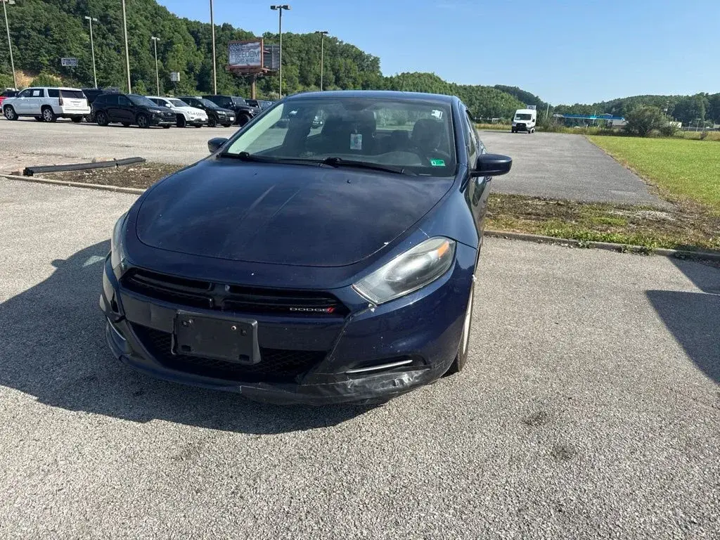 2015 Dodge Dart 2.4 SXT photo 5