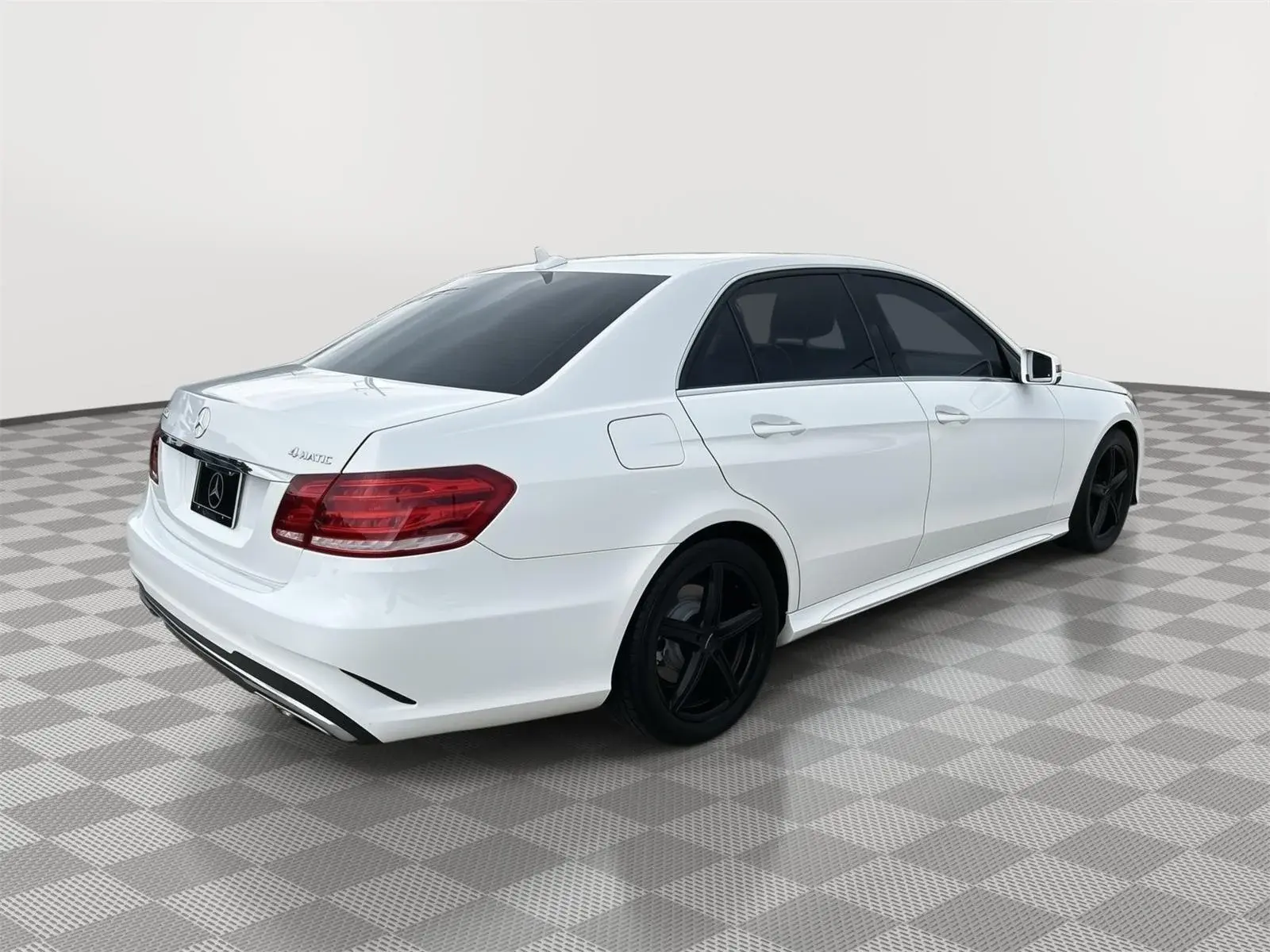 2014 Mercedes-Benz E-Class E350 Luxury 4MATIC photo 3